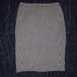 B&W Pencil Skirt
